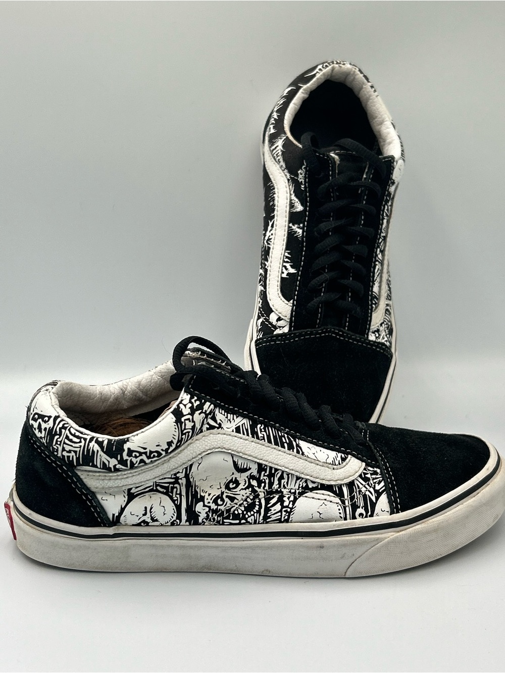 Van’s Black & White Skull Graphic Low-Top Skate Sneakers Men’s 7 Women’s 8.5